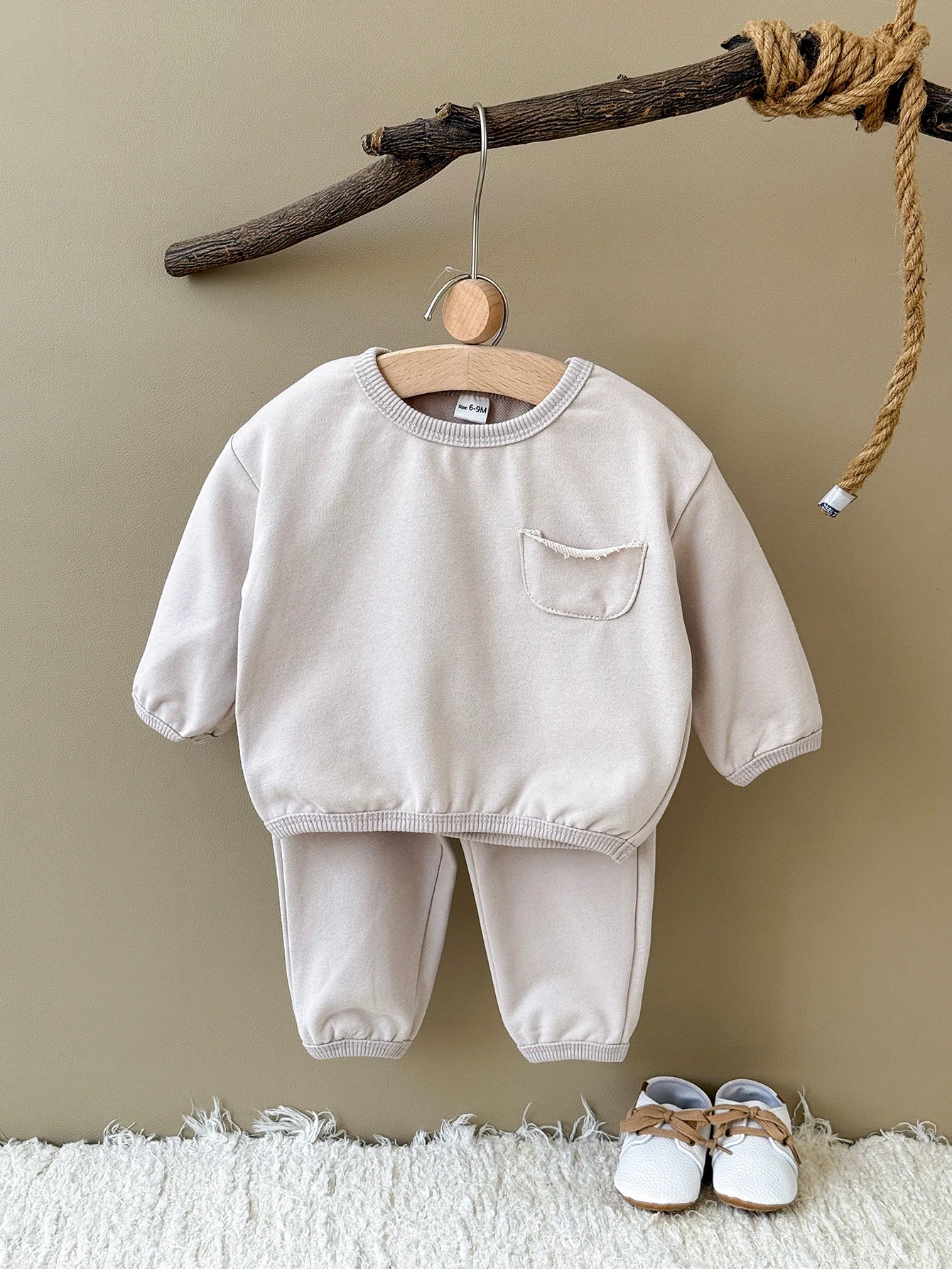 Boys Sweatshirt & Jogger Pants Set